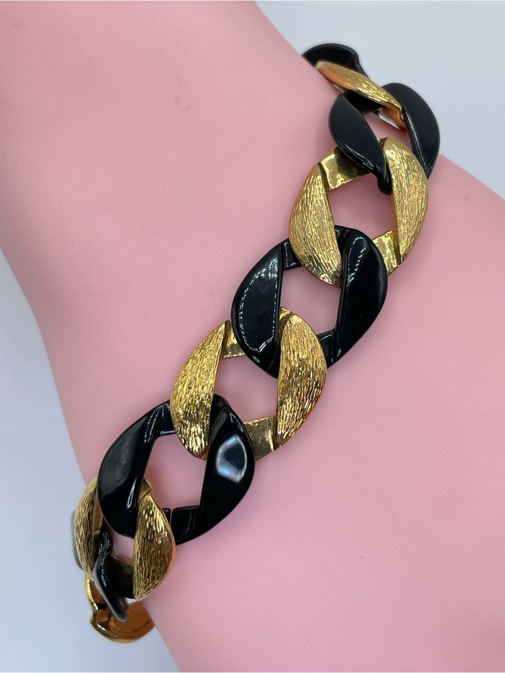 Vintage Napier Black Acrylic Gold Tone Chunky Link Bracelet Statement